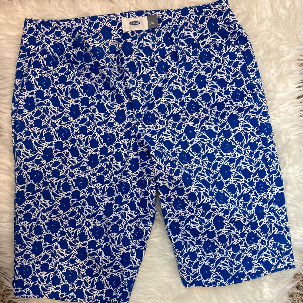 Old Navy Bermuda Shorts size 2